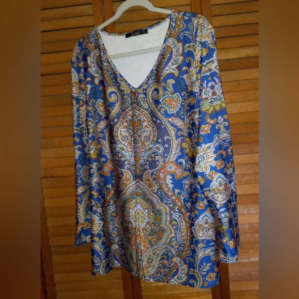 Beautiful Sakurafiua Blouse SZ XL Long Sleeves